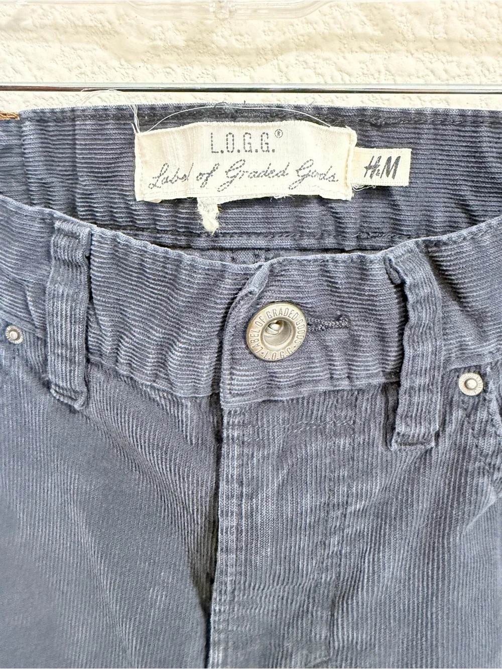 H&M L.O.G.G. Men's Skinny Corduroy Pants in Dark Navy